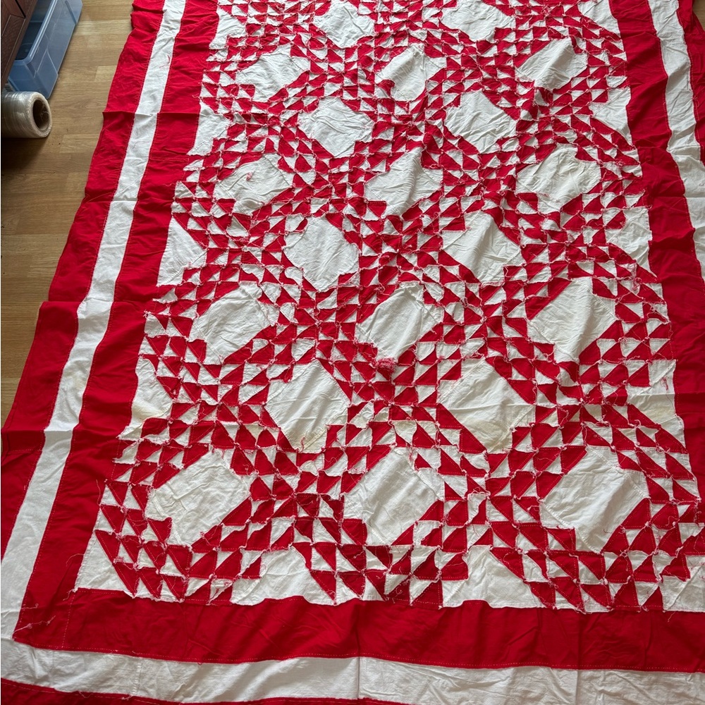 Antique 1930s Red And White Ocean Waves Quilt Top - Picture 6 of 14